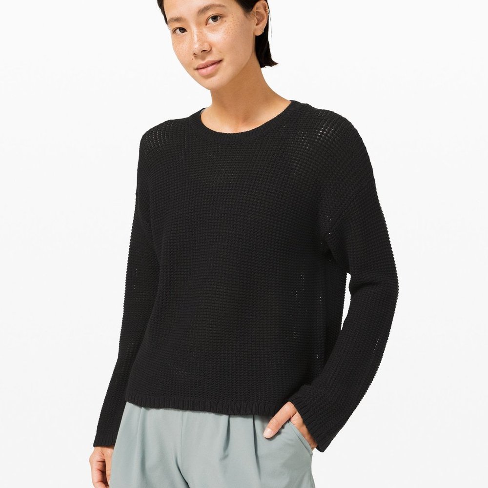 Last Day - Lululemon Easy Embrace Long Sleeve Sweater Black, XS/S